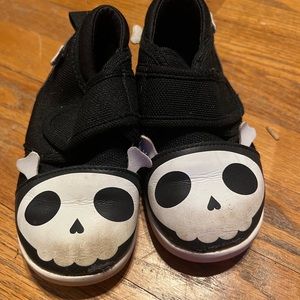 Ikiki squeak toddler shoes